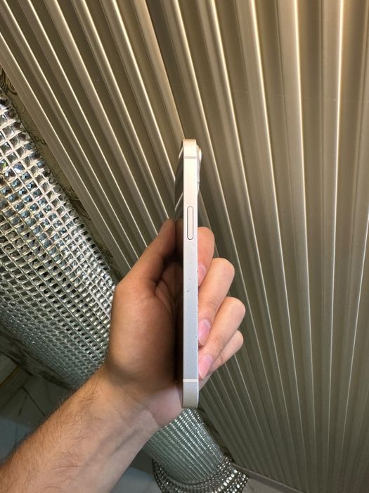 Продам IPhone 14 256gb EAC