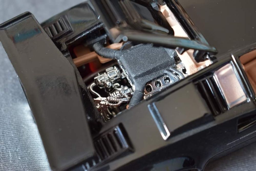 Macheta Lamborghini Countach 1:24