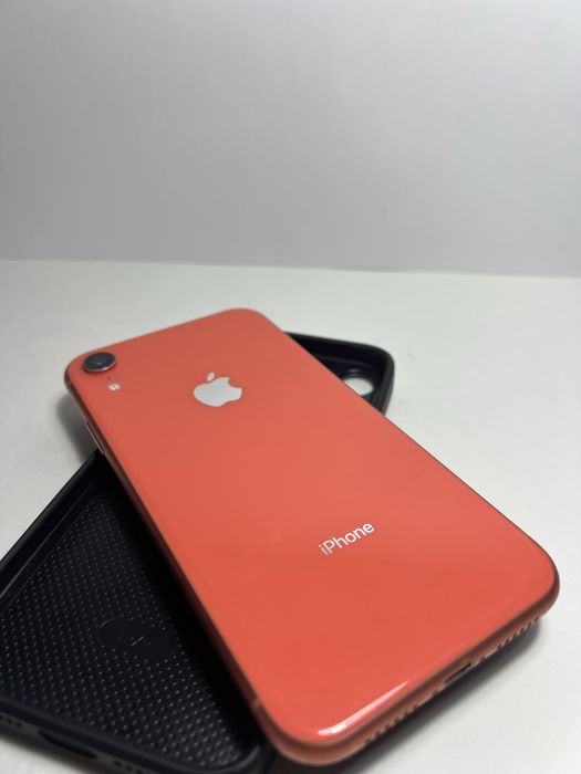 Продам айфон xr
