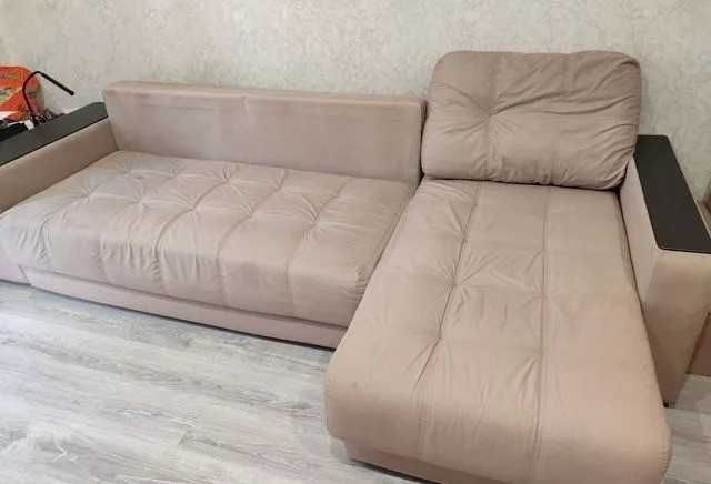 Бесплатно САМОВЫВОЗ диван