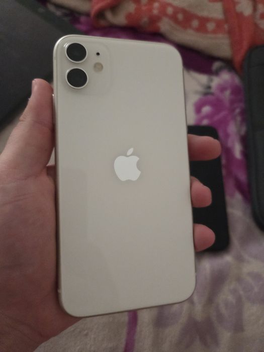 Продам iphone 11