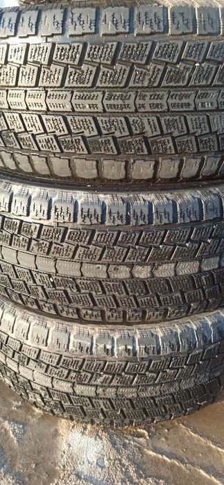 Комплект 275/60/18