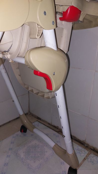 Детский стул-стол для кормления