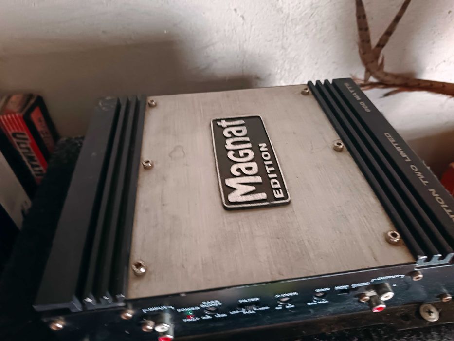 Subwoofer Auto Blaupunkt -Velocity+ Statie Magnat