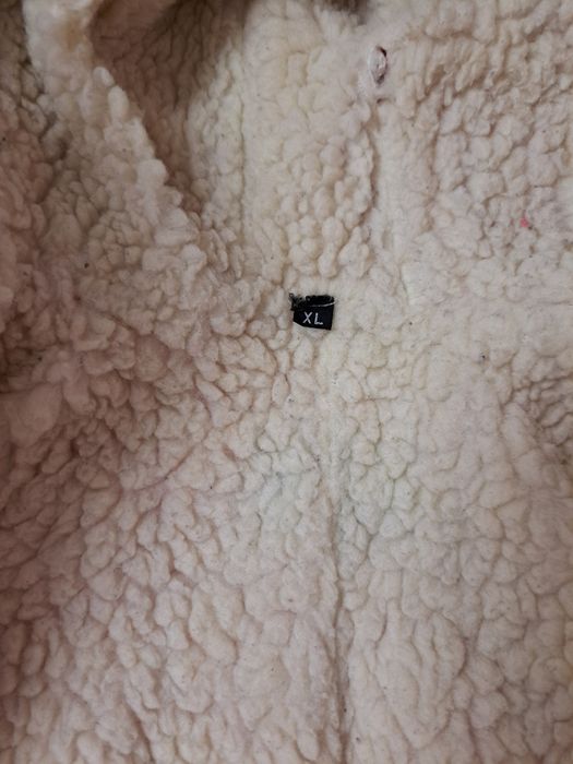 Продам зимние комбинезоны на девочку