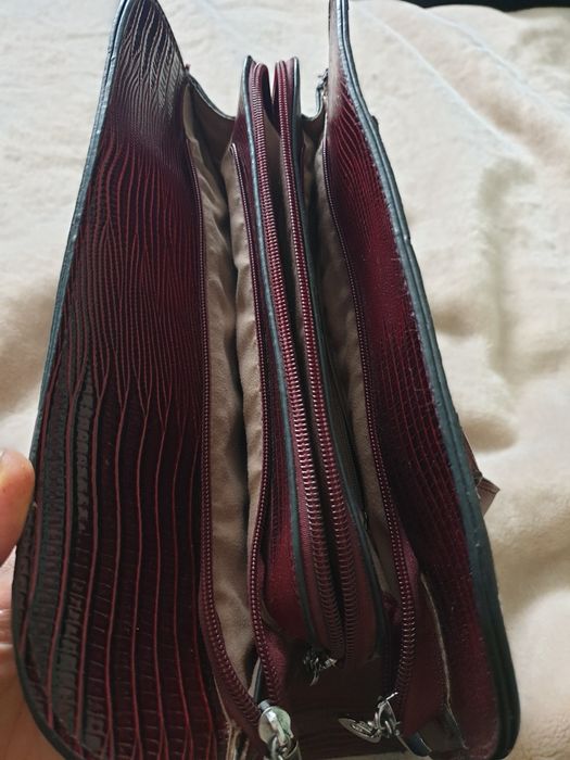 Продавам Дамски Чанти