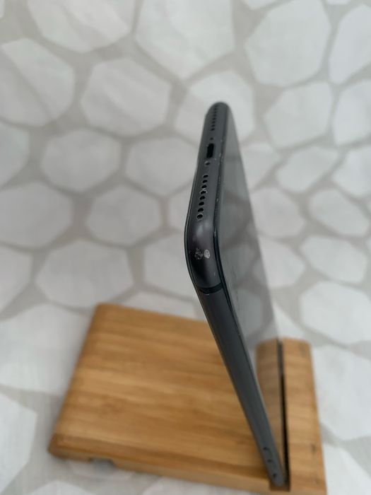 Iph 8 plus 256. GB