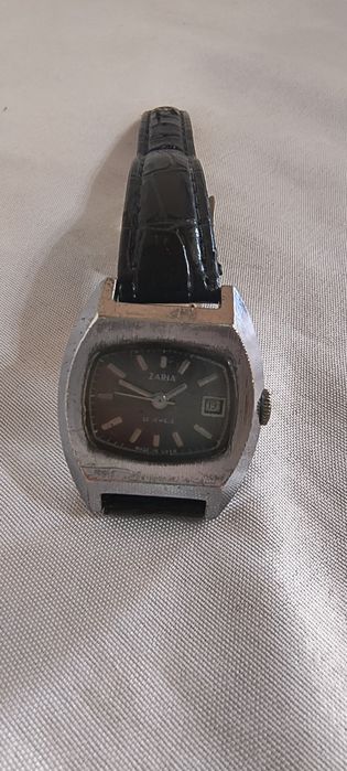 Руски механичен часовник Заря 22 Jewels