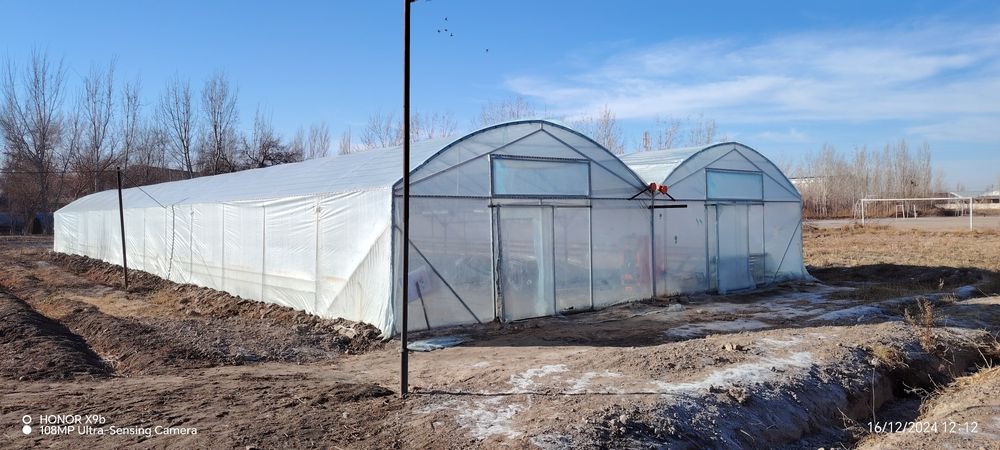 Issiqxona, parniklar, teplitsalar arzon va sifatli turda qurib beramiz