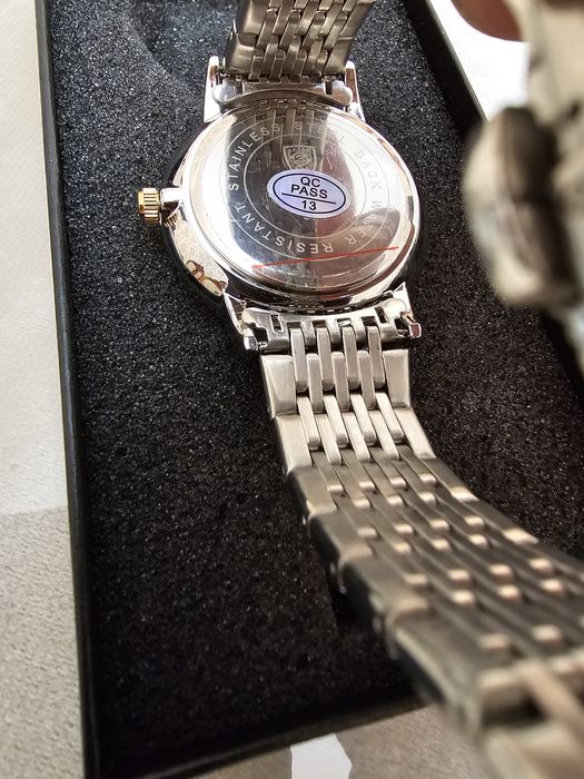 Часы орегинальныи