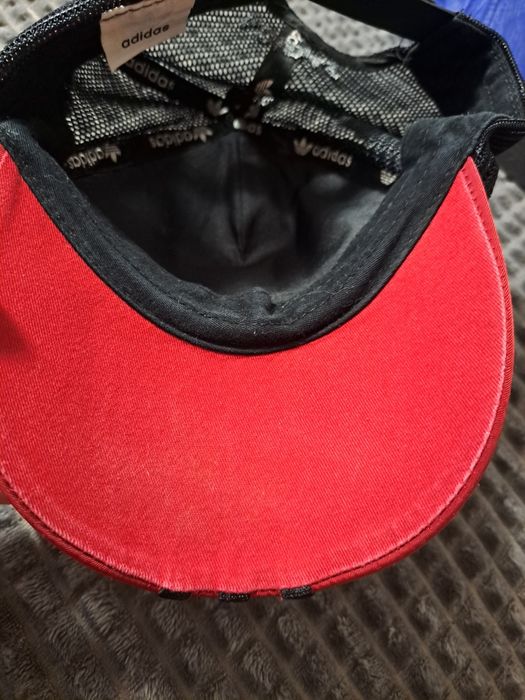 Мъжка шапка Adidas