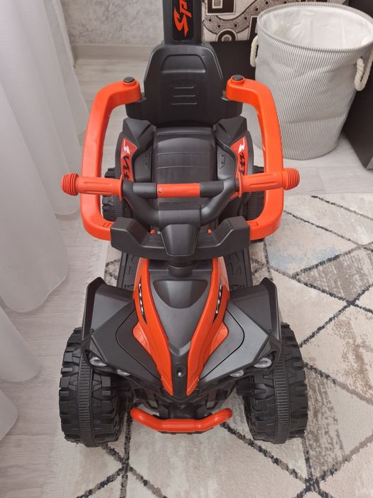 Машинка для ребёнка