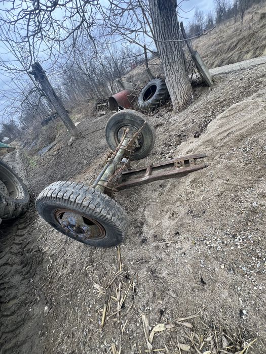 Axe remorca româneasca