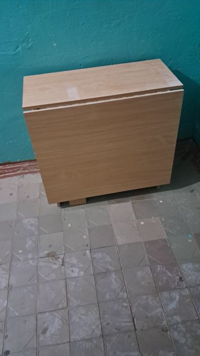 Продам стол раскладной