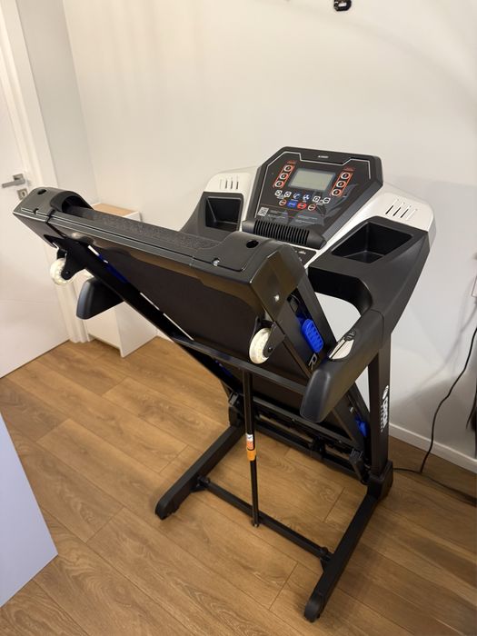 Бягаща пътека Orion Race G2