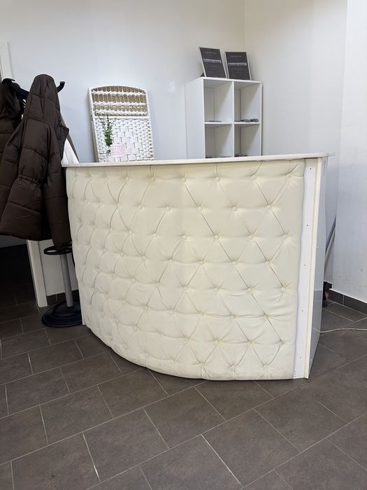 Продам Рецепшн . Срочно. Торг