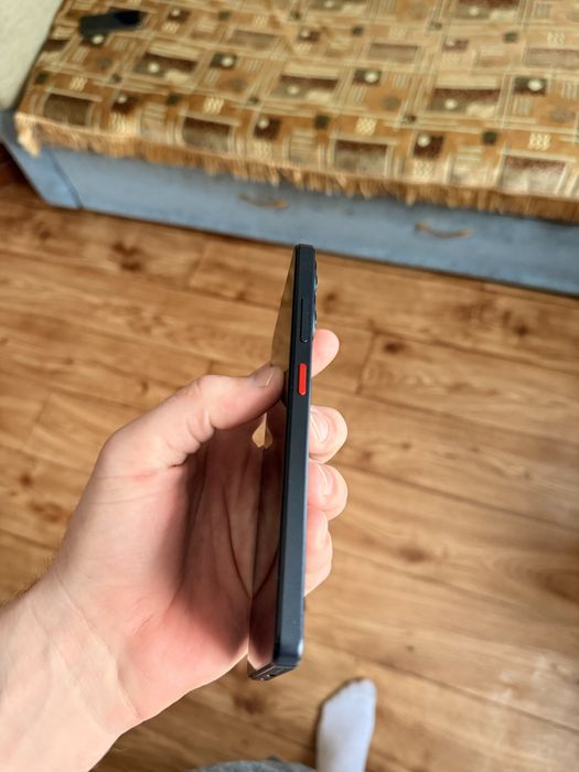 Продам телефон zte 64 гигов