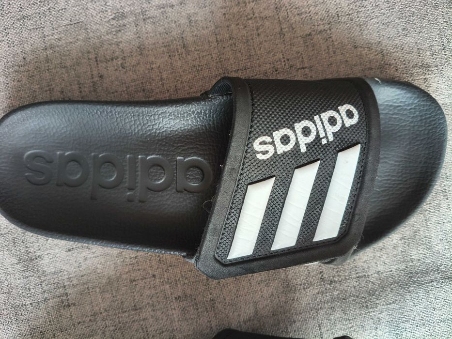 Продавам джапанки/чехли Adidas