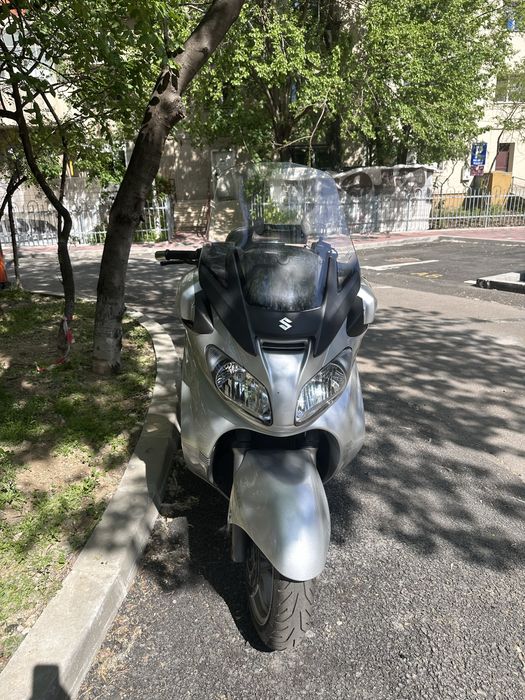 Suzuki Burgman 650 Executive ABS