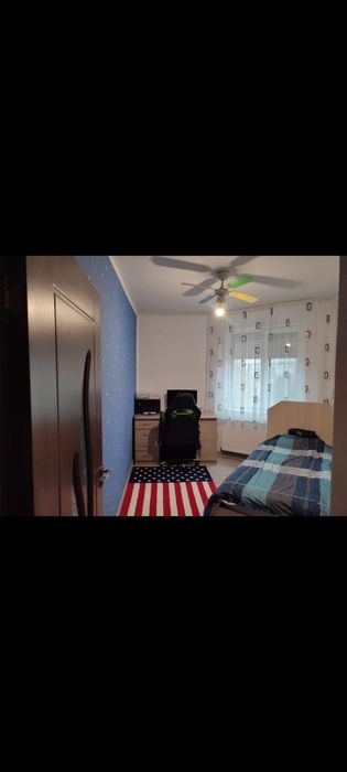 Schimb apartament cu 4camere complet mobilat cu unul cu 2 camere plus diferența.
