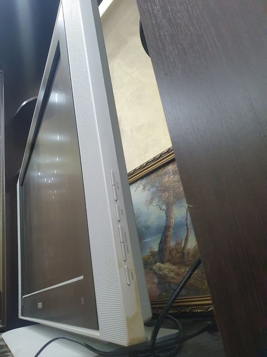 Телевизор в хорошем состоянии