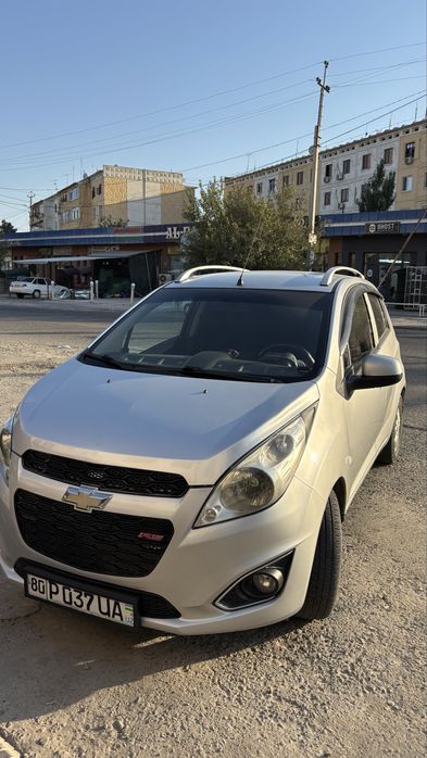 Спарк 2017 года автомат
