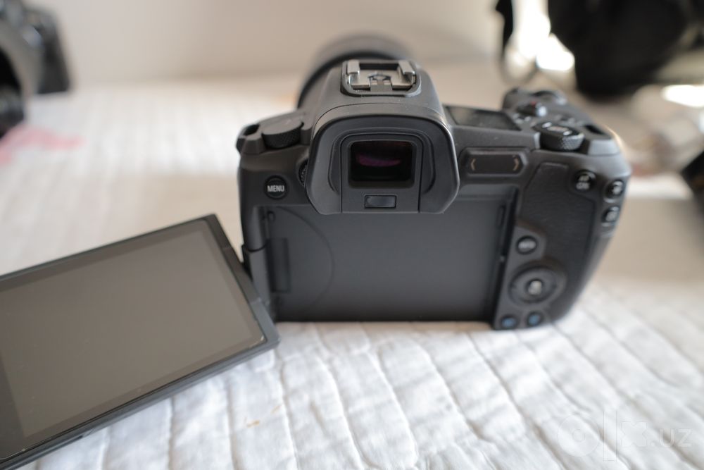 Canon eos R Sotiladi Yangi