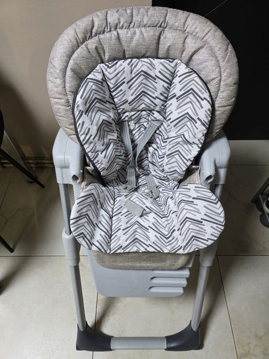 Scaunel de masa bebe Joie reglabil