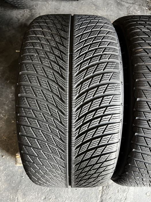 2 anvelope iarna ca NOI 275/35/19 , Michelin , DOT 2024 , 7 mm !