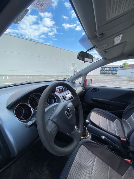 Honda Jazz 2002.