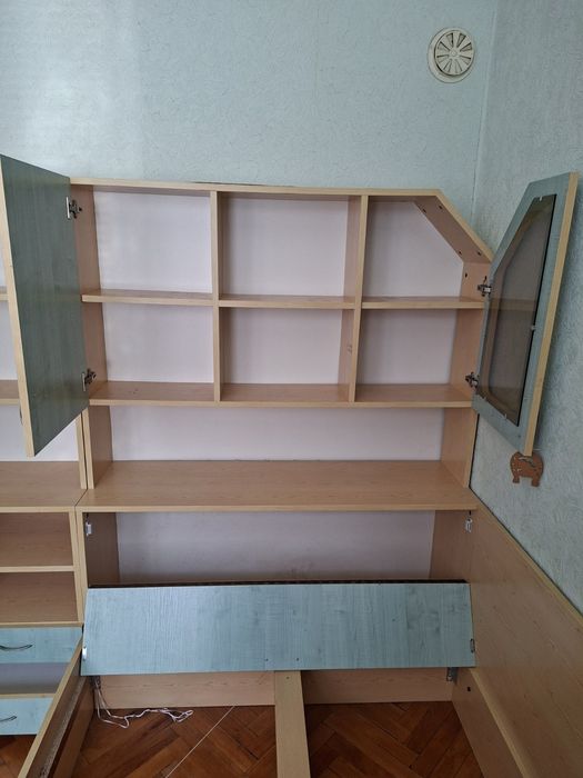 Спалня (приста) със секция и гардероб