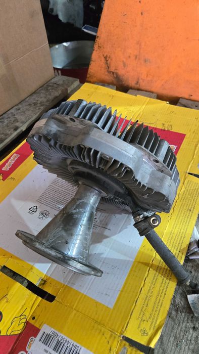 Vascocuplaj cu ventilator Mercedes Actros Mp4