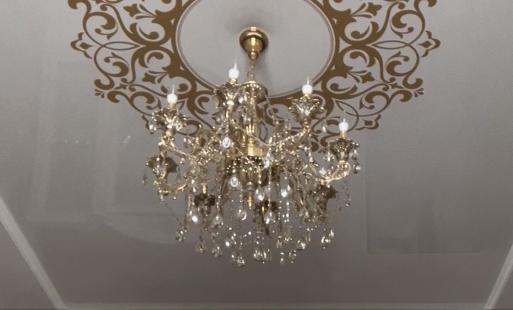 Люстра для гостинной