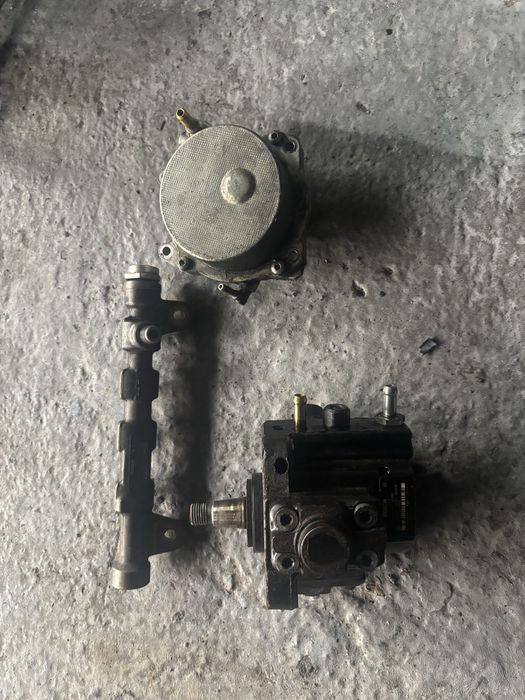 Pompa Injectie / Tandem / Rampa Injectie Opel Insignia A 2.0 Cdti