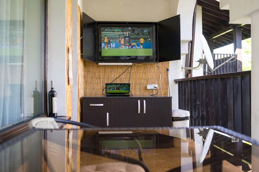 Продава се Двустаен апартамент в София, Симеоново - 70 кв.м за 3415 €/кв.м - Снимка #11