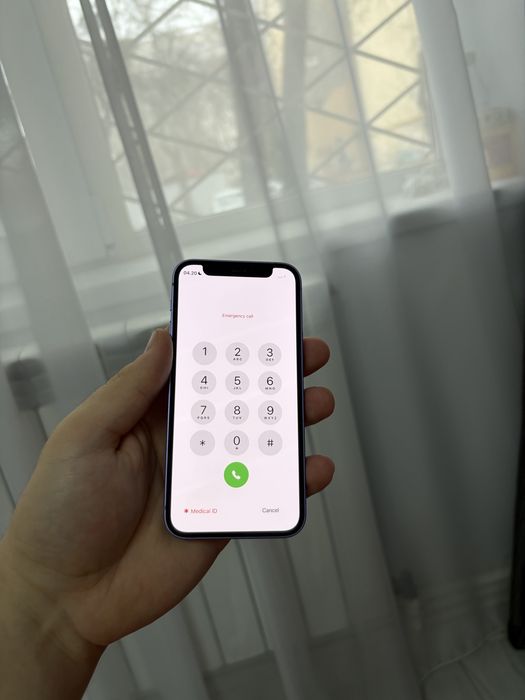 Vand iphone 12 mini pentru piese/ recarosare