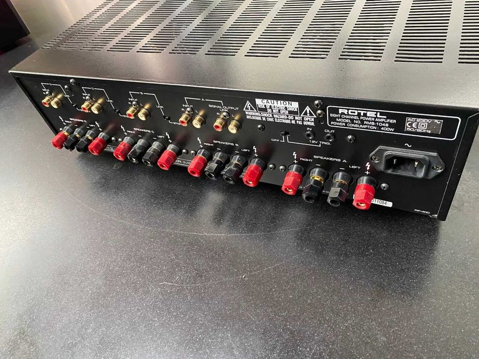 Усилвател Rotel RMB-1048
