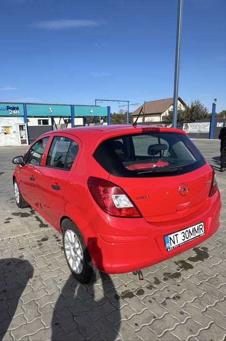 Opel Corsa D 1.0 Benzină – 2009 –