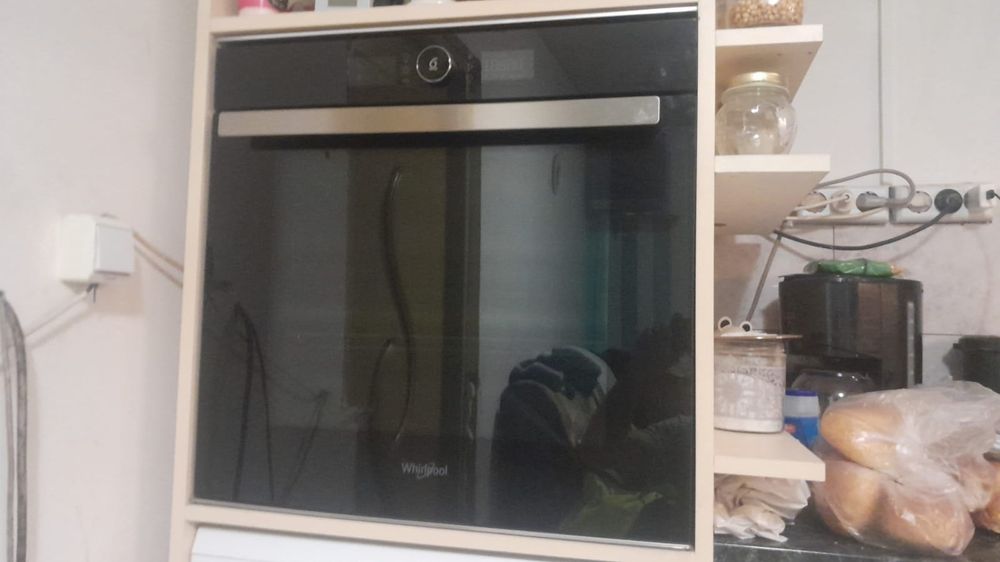 Vând cuptor electric