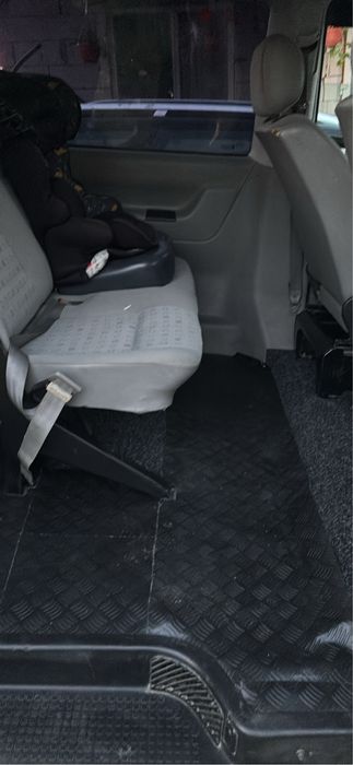 Se vinde t4 Caravel 2.5tdi