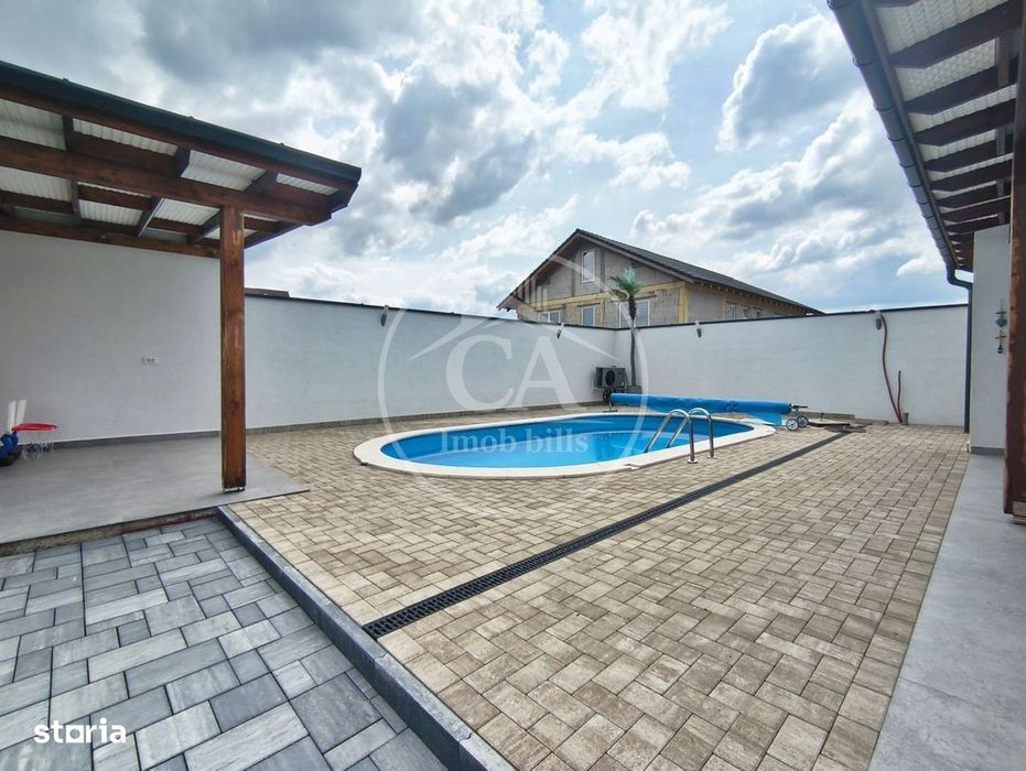 Casa de vanzare cu 4 camere si piscina in Cihei, Bihor