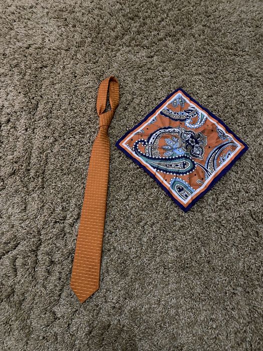 Costum elegant Pasha Men’s Wear