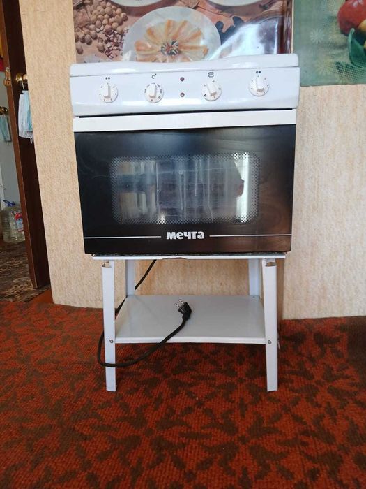 Электроплита с духовкой б/у