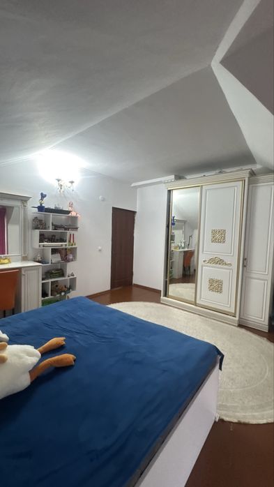 Үй сатылады! Сатылымда кең әрі жайлы үй!