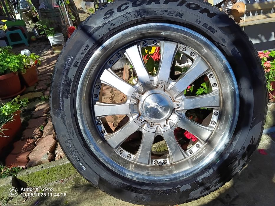 зимни гуми Пирели скорпион 235/55 R19 със Джанти "Ziko" 19 5x114.355/1