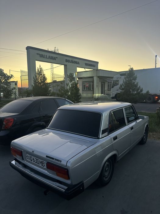 VAZ 2107 injektor sotiladi