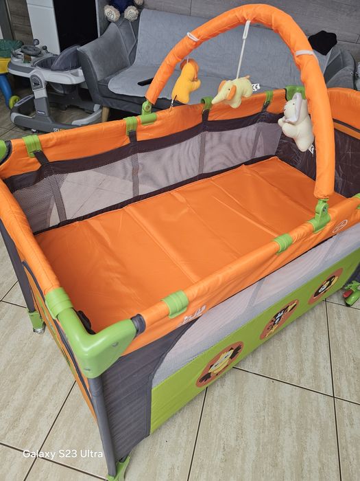 Patut cu 2 nivele Juju Sleepy Baby, Verde/Portocaliu