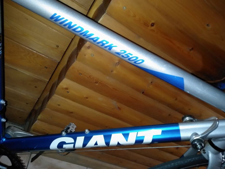 Шоссейный велосипед GIANT