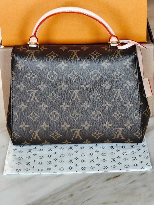 Louis Vuitton Елегантна Дамска Чанта