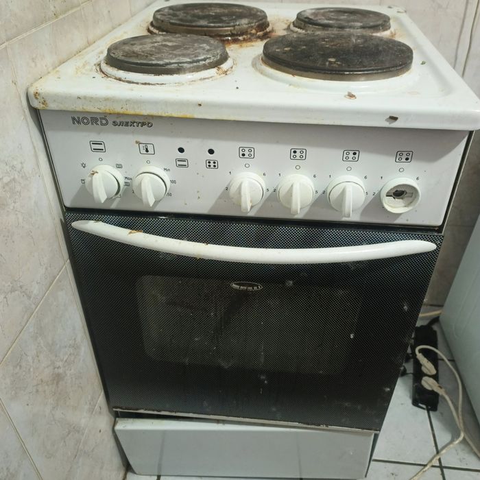 Продам 2 электроплиты